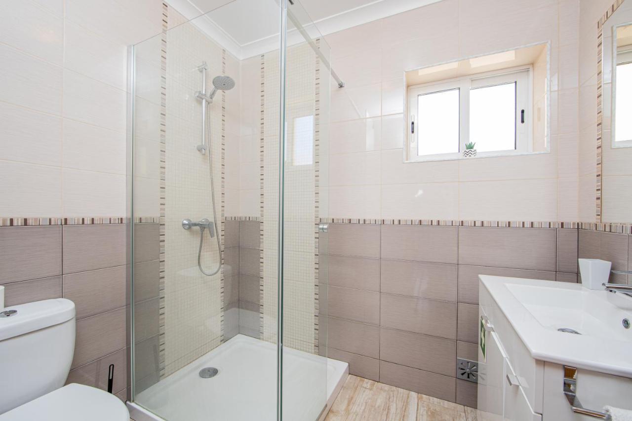 Caparica Beach Apartment By Host-Point Кошта-да-Капарика Экстерьер фото